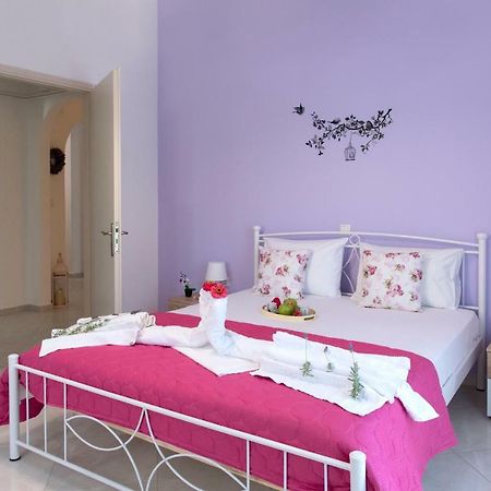Villa Tonia 파라스포로 외부 사진
