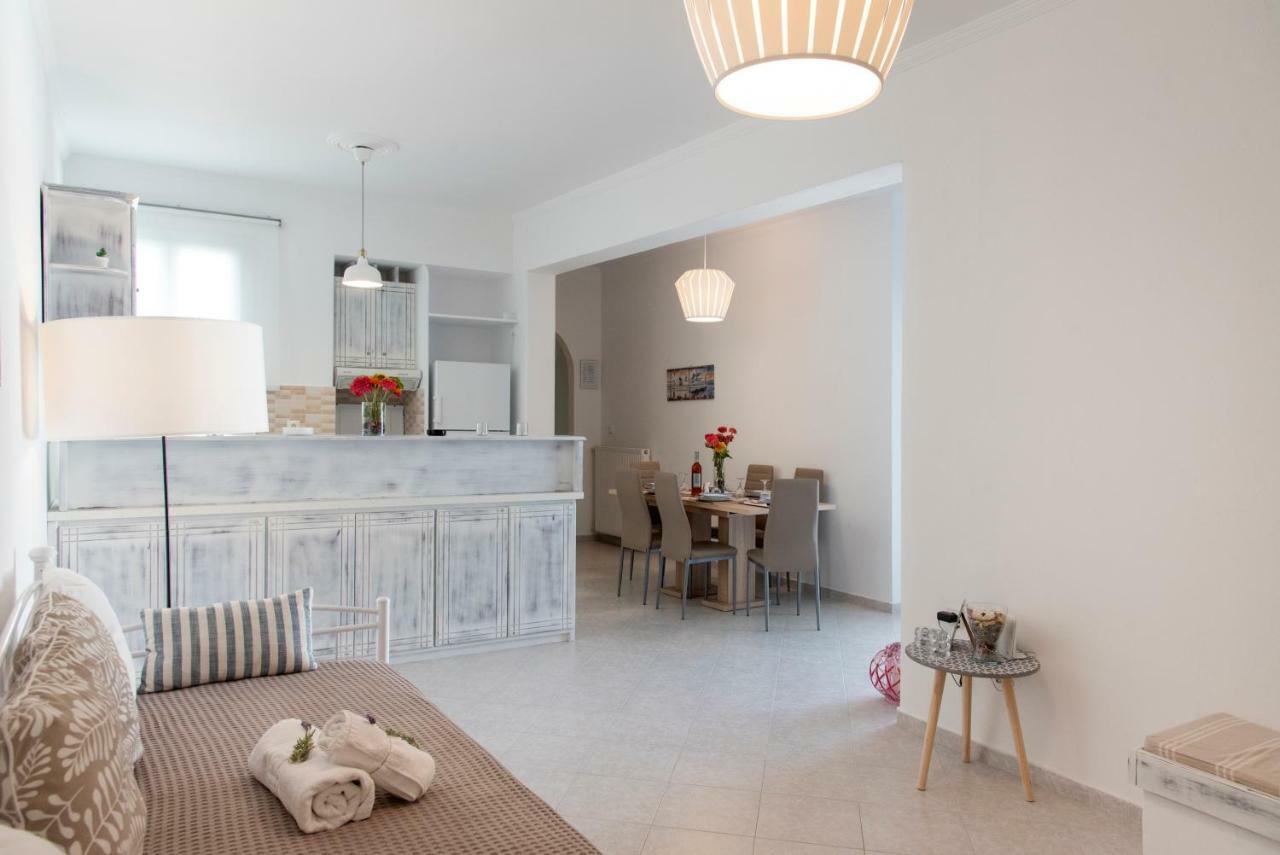 Villa Tonia 파라스포로 외부 사진