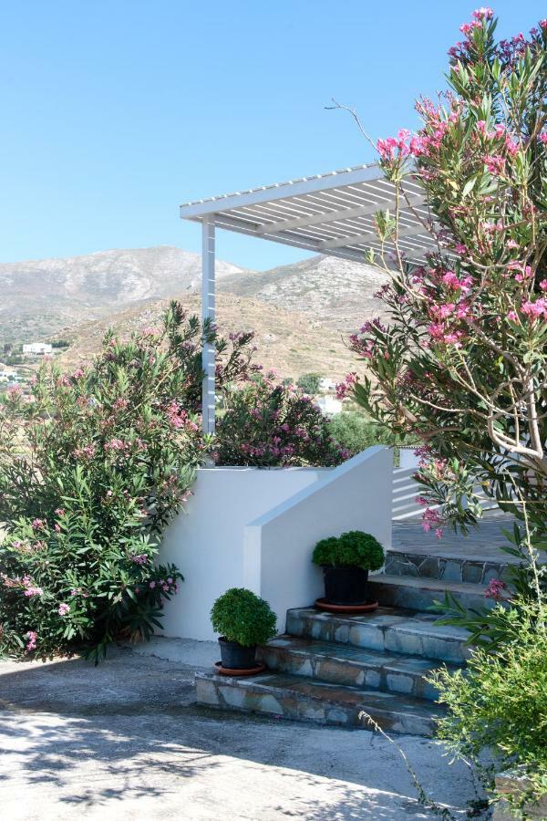 Villa Tonia 파라스포로 외부 사진